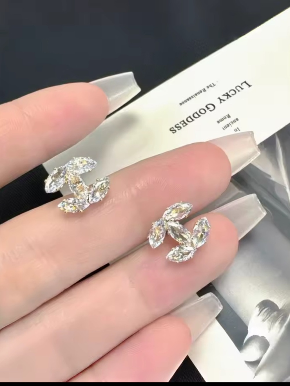 Double C multi stone luxury fashion earrings - Picture 6 of 7
